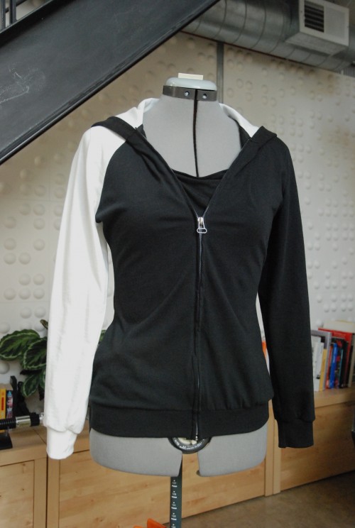 colorblockhoody.01